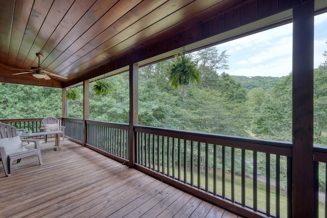 deck with ceiling fan