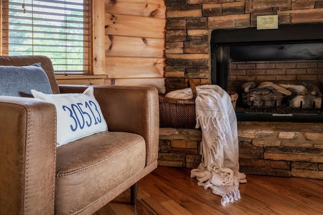 living area featuring hardwood / wood-style flooring