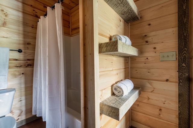 view of sauna / steam room