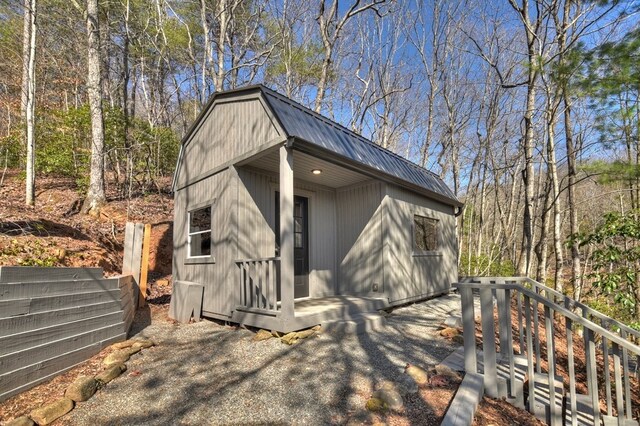 view of outbuilding with an outdoor structure