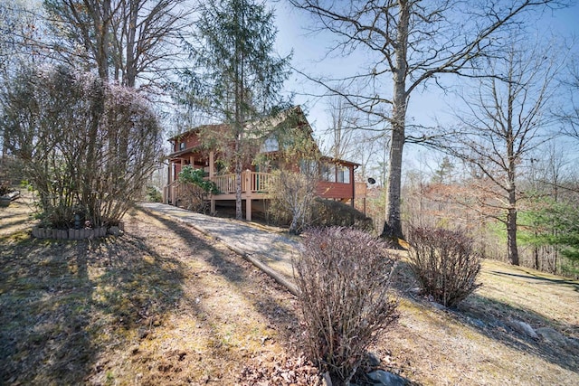 1544 Country Walk, Murphy, NC 28906 - view of front facade with a wooden deck