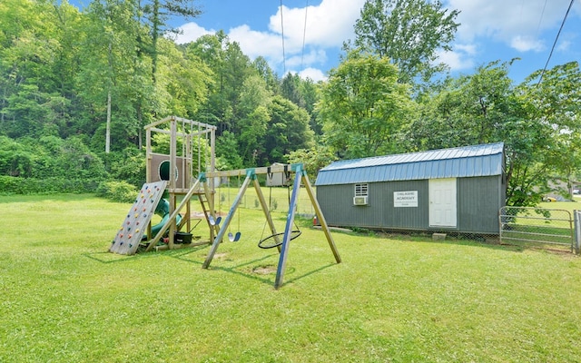 209 Vengeance Creek Rd, Marble, NC 28905 - view of play area