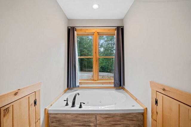 2267 Newport Dr, Ellijay, GA 30540 - bathroom featuring a tub with jets