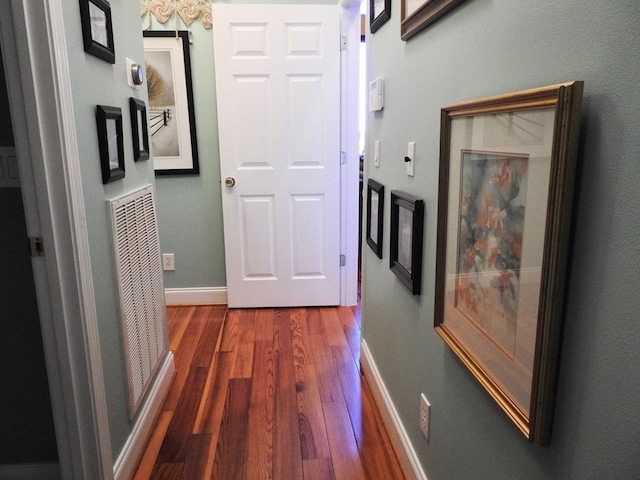 120 Sunrock Mountain Trc, Blue Ridge, GA 30513 - hall featuring dark wood-style flooring and baseboards
