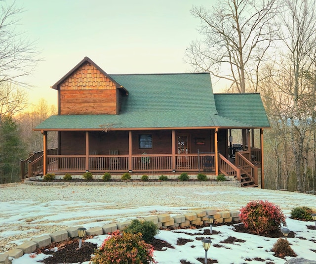 view of front of house with a porch