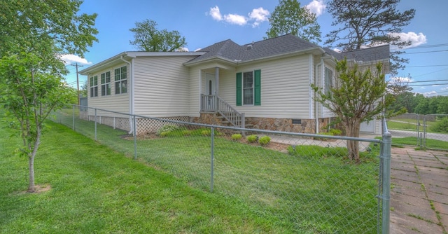 467 Greenlawn Cemetary Rd, Murphy, NC 28906 - view of front facade with crawl space
