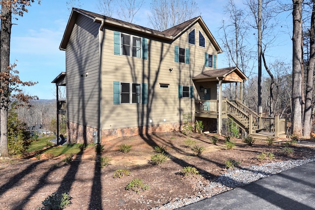 view of front of house featuring a porch