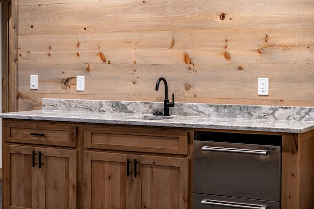 74 Cohutta Overlook Way, Blue Ridge, GA 30513 - bar featuring a sink