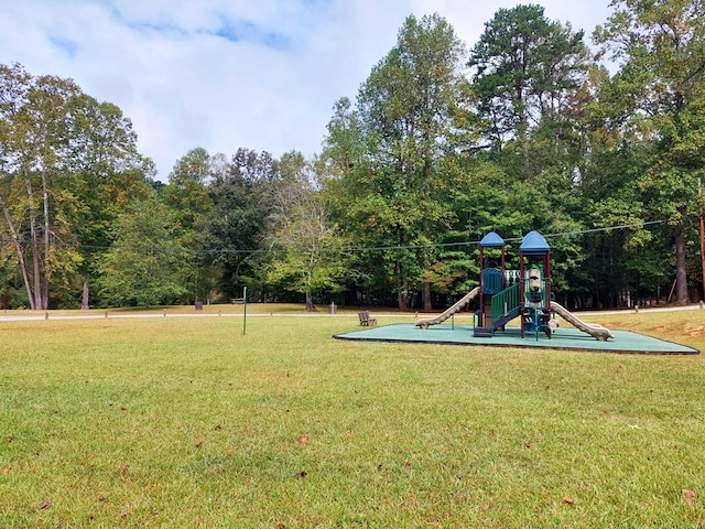 view of play area featuring a yard