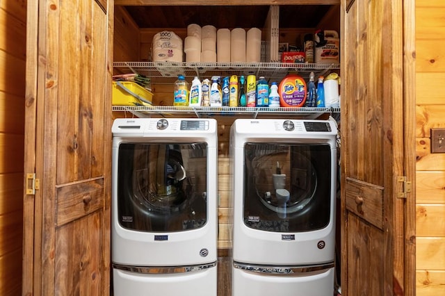 9 Quail Holw, Blue Ridge, GA 30513 - laundry area featuring washer and clothes dryer