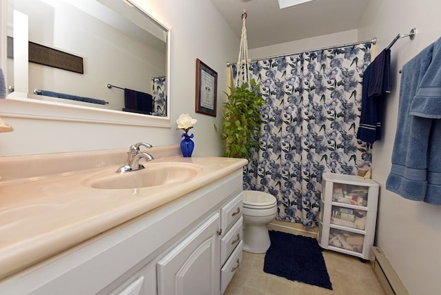 full bathroom with vanity, baseboards, a baseboard heating unit, toilet, and a shower with shower curtain
