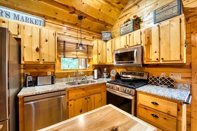 kitchen with decorative light fixtures, stainless steel appliances, sink, wood ceiling, and lofted ceiling