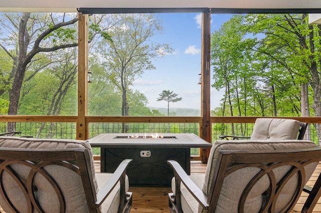 774 Hickory Ridge Dr, Ellijay, GA 30540 - sunroom featuring an outdoor fire pit