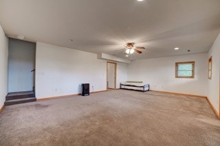 spare room with carpet flooring