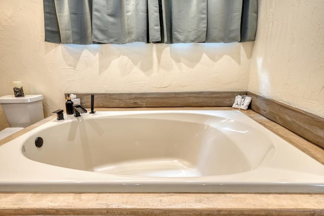 1529 Cedar View Ln, Hiawassee, GA 30546 - full bathroom with a garden tub and toilet
