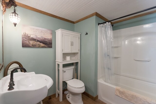 1244 Cook Creek Rd, Murphy, NC 28906 - full bath featuring crown molding, wood finished floors, a sink, toilet, and shower / tub combo with curtain