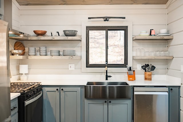 kitchen with appliances with stainless steel finishes and sink