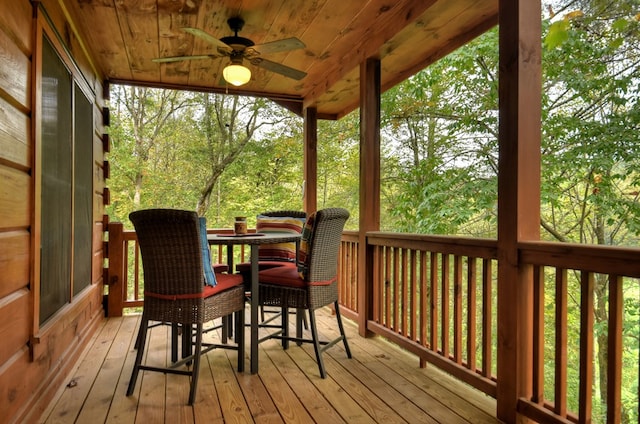 deck with ceiling fan