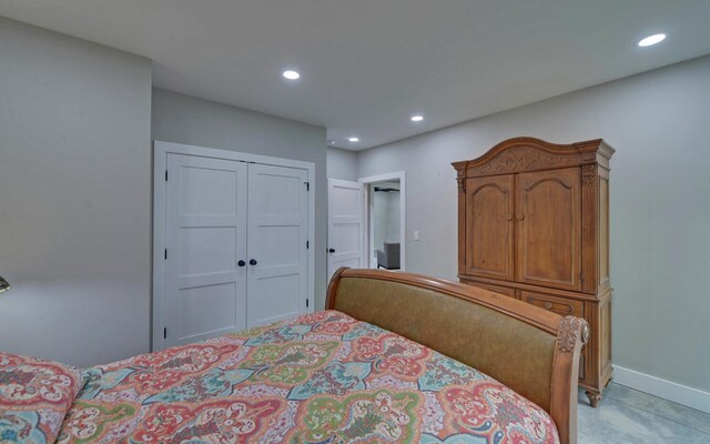 433 Hawkeye Trl, Marble, NC 28905 - bedroom with recessed lighting, baseboards, and a closet