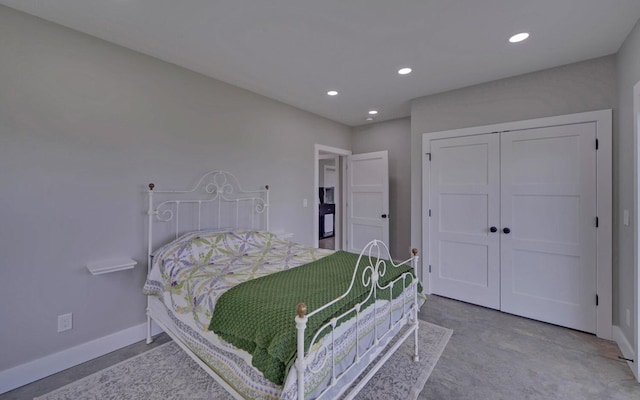433 Hawkeye Trl, Marble, NC 28905 - bedroom with concrete floors, recessed lighting, and baseboards
