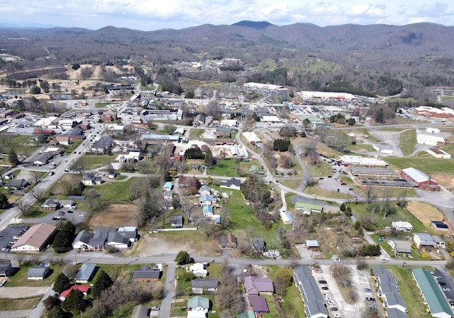 bird's eye view with a mountain view