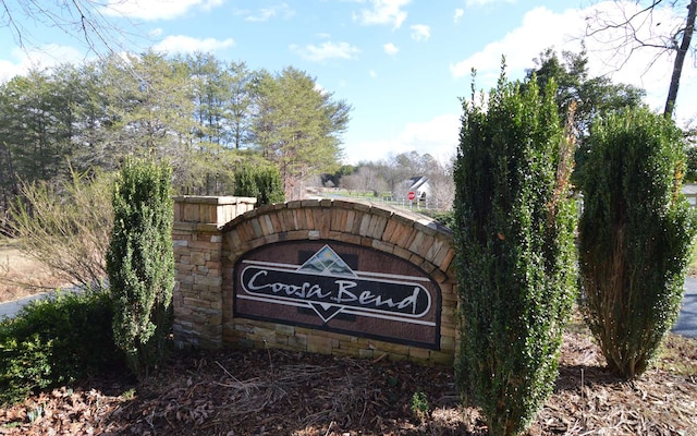 Listing photo 2 for LT26 Coosa Bend Dr, Blairsville GA 30512