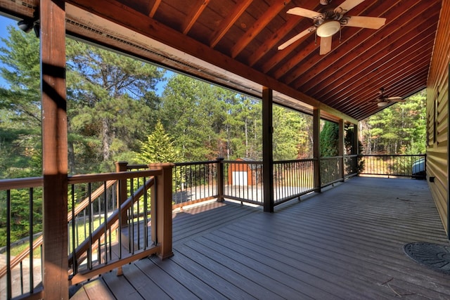 deck with a ceiling fan