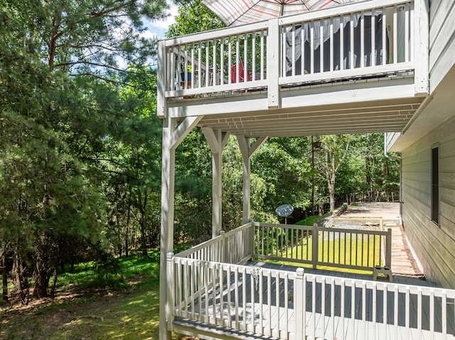 904 Villa Dr, Ellijay, GA 30540 - view of patio / terrace with a wooden deck