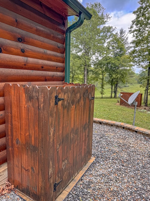 exterior view of log veneer siding