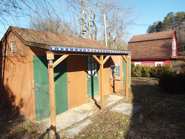 view of outbuilding