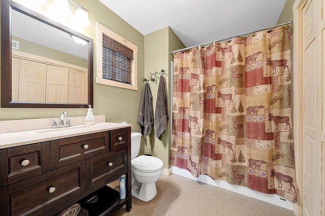 full bath featuring visible vents, toilet, vanity, and a shower with curtain