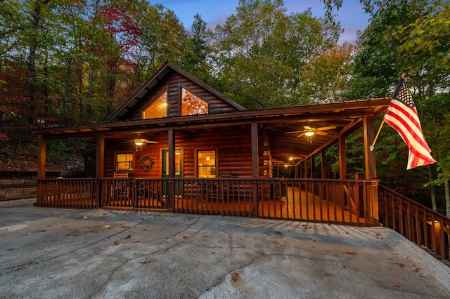 view of front of property featuring covered porch