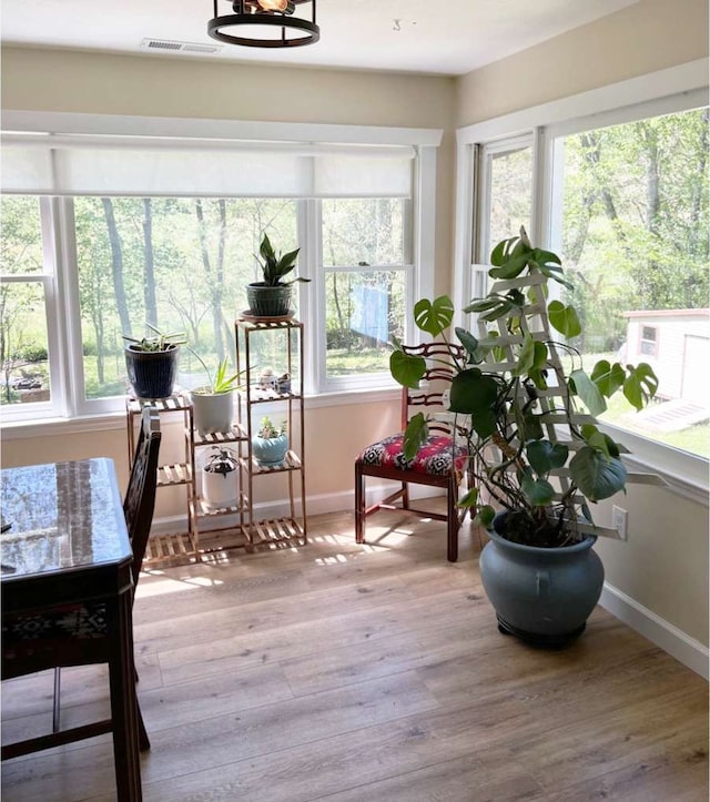 view of sunroom / solarium