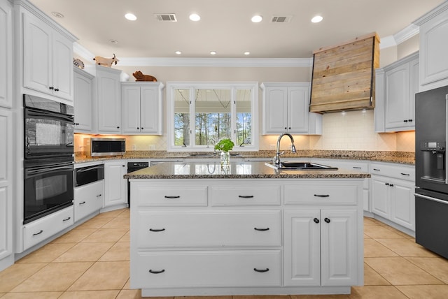 270 Milford Trl, Talking Rock, GA 30175 - kitchen featuring crown molding, stone counters, visible vents, black appliances, and a sink