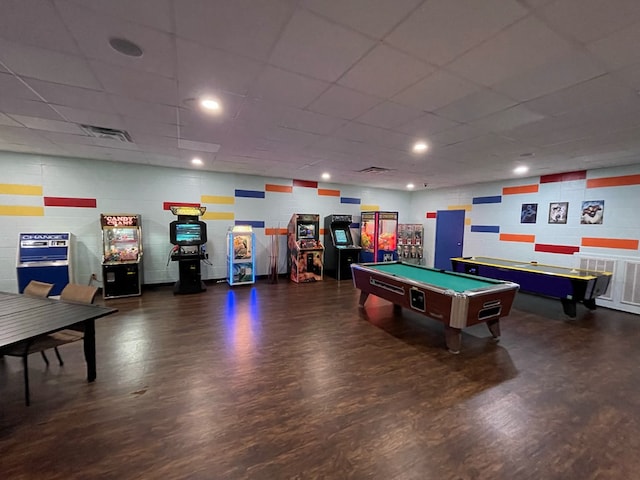 recreation room with recessed lighting, visible vents, wood finished floors, a drop ceiling, and billiards