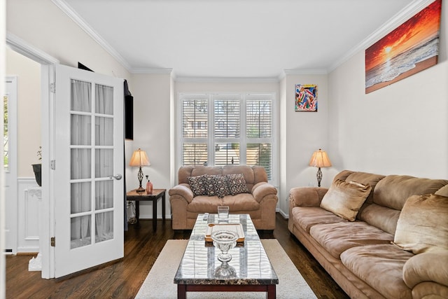 living room featuring dark wood-style flooring and crown molding