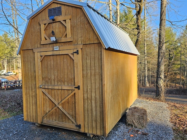 view of outdoor structure