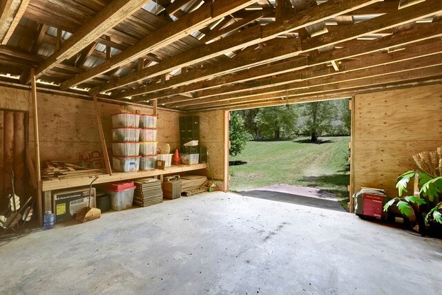 910 Sawyer Cove Rd, Hayesville, NC 28904 - view of garage