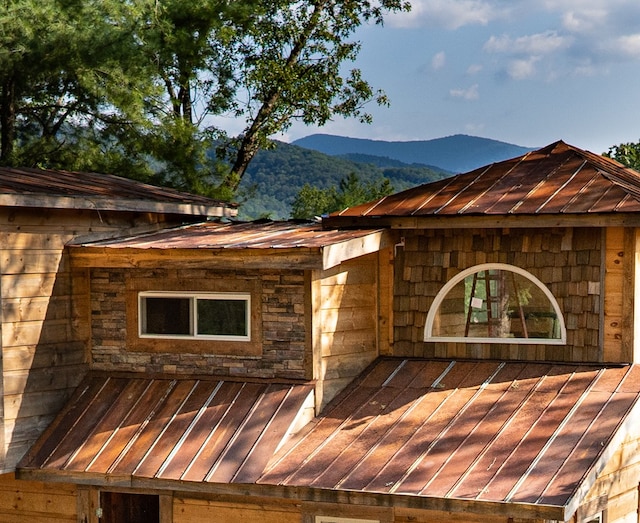 exterior space featuring a mountain view