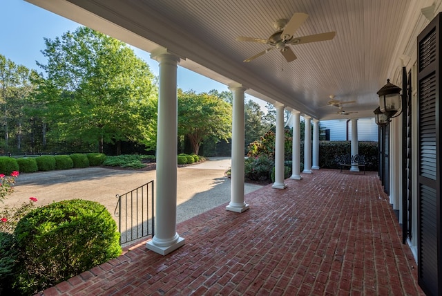 view of patio with covered porch and ceiling fan