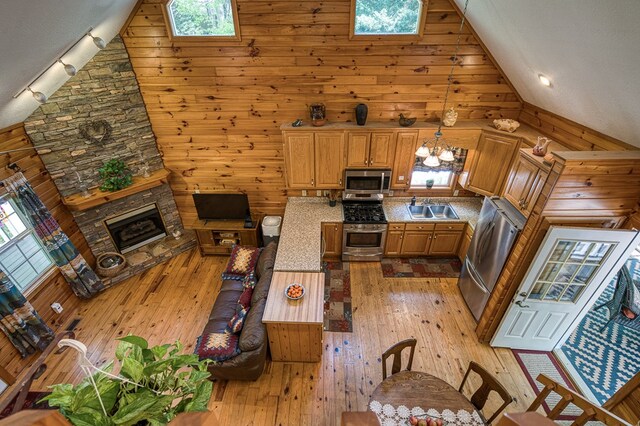 45 8 Point Trl, Blairsville, GA 30512 - kitchen featuring high vaulted ceiling, appliances with stainless steel finishes, a sink, and light wood finished floors