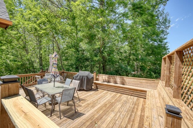 602 Mill Ridge Rd, Hiawassee, GA 30546 - wooden deck with outdoor dining area