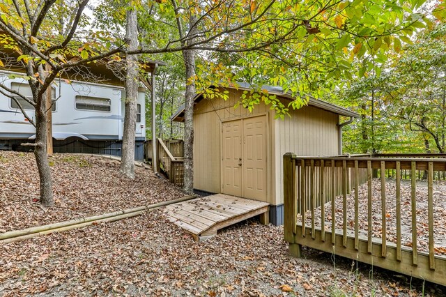 view of outbuilding