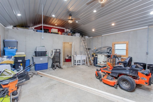 garage with ceiling fan