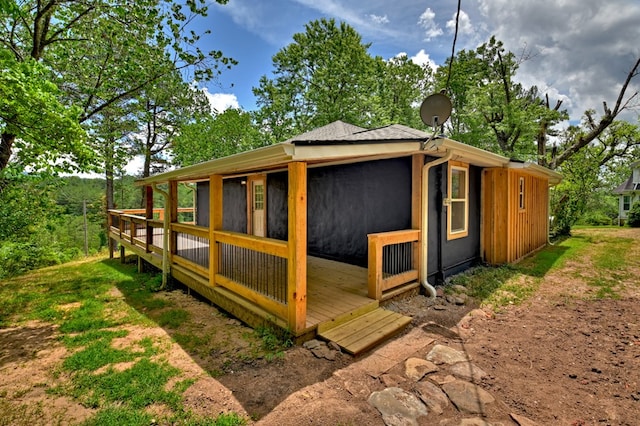 view of outdoor structure
