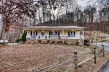 view of front of house with a porch