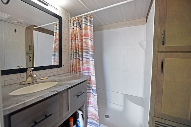 201 Kole Dr, Blairsville, GA 30512 - bathroom with vanity and a shower with shower curtain
