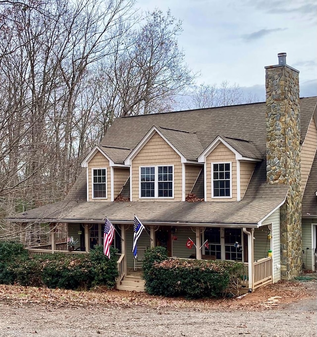 view of front facade featuring covered porch