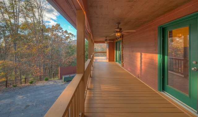 deck featuring ceiling fan