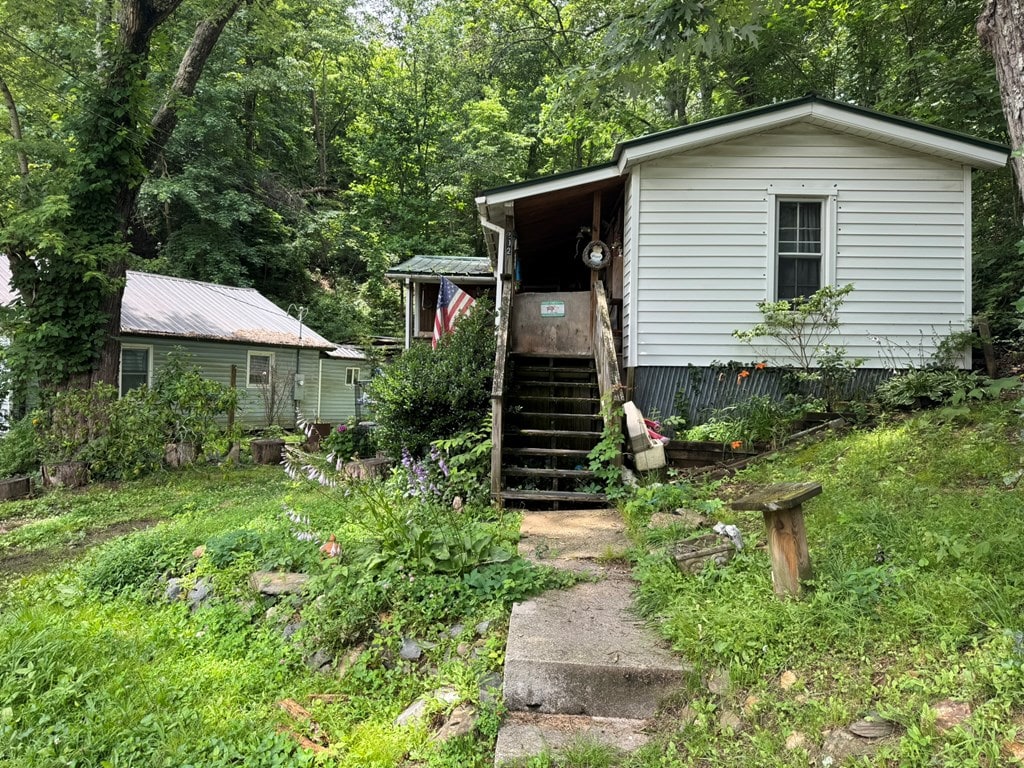 292 Fowler St, East Ellijay, GA 30540 - view of front of property